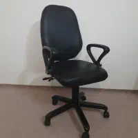 صندلی اداری گردان چرخدار- روکش شده در حد نو