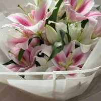 گل طبیعی اورینتال بسیار معطر