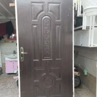 درب اتاق با چهارچوب