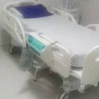 همراه بیمار نظافت ساختمان