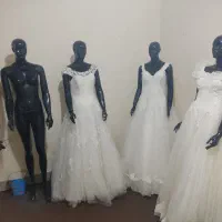 فروش لباس عروس و خنچه عقد و مانکن و ...