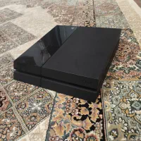 ps4 fat کپیخور به همراه ۲ دسته ورژن9طلایی کمیاب