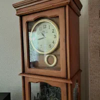 ساعت ایستاده