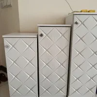 جاکفشی و میز tv