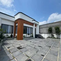 ویلا-باغچه-مدرن-200-متر-شهرکی-سندتکبرگ