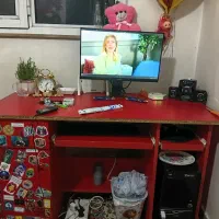میز کامپیوتر