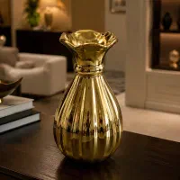 گلدون پاپیون طلایی دکوراتیو