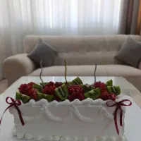 کیک خانگی و حلوا و خرما مجلسی