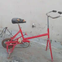 دوچرخه ثابت ورزشی