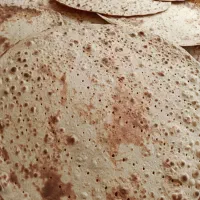 نان خشک محلی