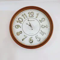 ساعت دیواری