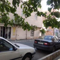 مغازه ۱۸ متر بقیمت پارسال