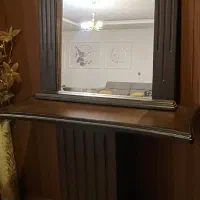 میز و اینه