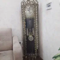 ساعت برنجی ایستاده سالم