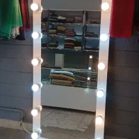 آینه هالیوودی