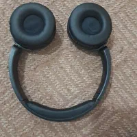 هندزفری و با یک عدد ریسه