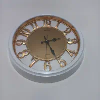 ساعت دیواری