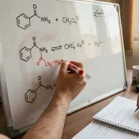 تدریس مفهومی شیمی دبیرستان در شهرضا