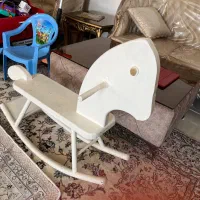 اسب  سواری بازی کودک