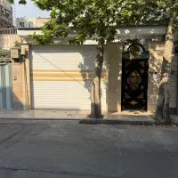 ملک ۱۵۰ متری شمالی دو طبقه