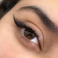 کاشت مژه جذاب با ماندگاری بالا