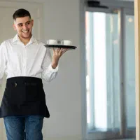استخدام سالنکار آقا و هاست خانم