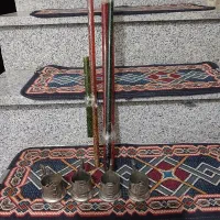 تعداد چهار عدد لیوان قدیمی
