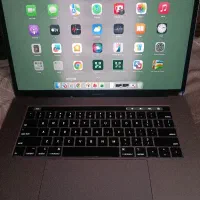 Apple mac book pro