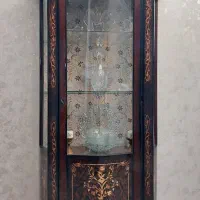 گنجه چوب معرق کاری شده در حد نو هیچ خطی روش ندار