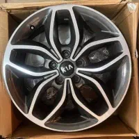 یک حلقه رینگ ۱۸ کیا سراتو با لاستیک