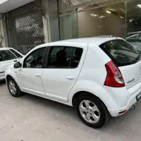 ساندرو اتومات ۹۵ تمیز کم کار