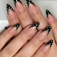 کاشت تخصصی ناخن