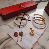 فروش طلای نو ۳۰۰ بالای تابلو