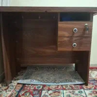 میز تحریر در حد نو