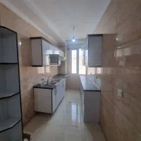 65 متر / فول امکانات/ 2 خواب / غرق در نور