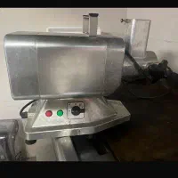 چرخ گوشت صنعتی براکس در حد نو
