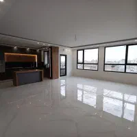 ۲۰۰ متر ۴ خوابه پارکینگ اختصاصی ۹۰ متر حیاط