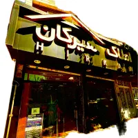 آپارتمان130متر+70 متر تراس/طبقه1/تخلیه/احمدآباد10