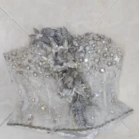لباس عقد