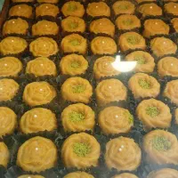 نیرو نظافت و خدماتی