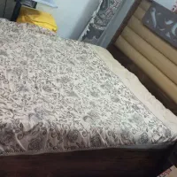 تخت خواب دو نفره با کفی جک دار فلزی
