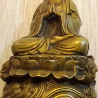 خریدوفروش وسایل قدیمی و برنزی