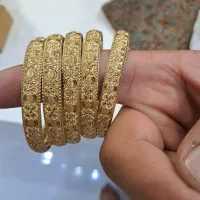 مقدار ۵۰ گرم طلا