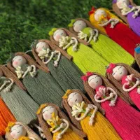 عروسک مکرومه جاسوئیچی برای روز دختر