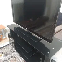 تلویزیون ۴۰ اینچ LCD سامسونگ(همراه میز تلویزون)