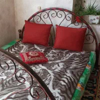 تخت خواب دو نفره فلزی