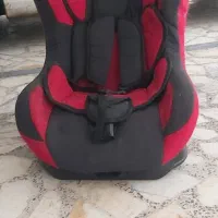 صندلی کودک خودرو