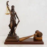 وکیل پایه یک دادگستری طلاق مهریه ملکی ارث  توهین