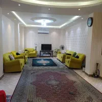 فروش فوری/طبقه دوم/۱۰۰ متری/دروازه لاکان