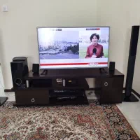 سینما خانواده به همراه میز TV